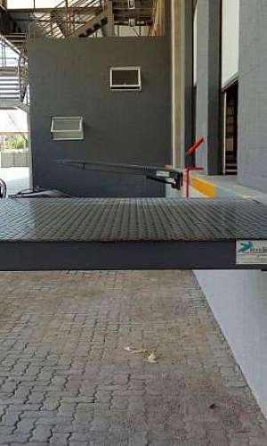 Plataforma niveladora de doca industrial Plataforma niveladora de doca industrial