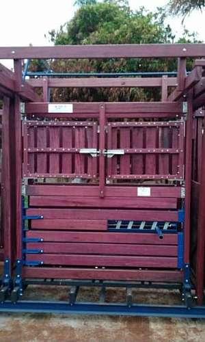 tronco de contenção bovino preço tronco de contenção bovino preço